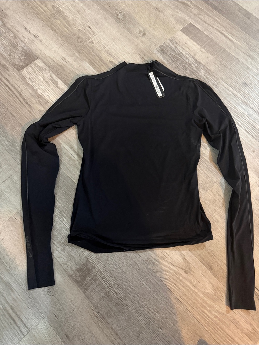 SKIMS Nike Black Long-Sleeve Slim Crew Top